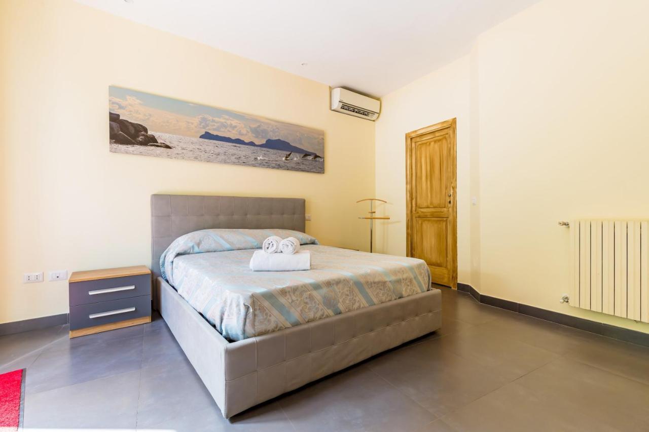 Villa Dolcevita With Parking By Napoliapartments Nápoles Exterior foto