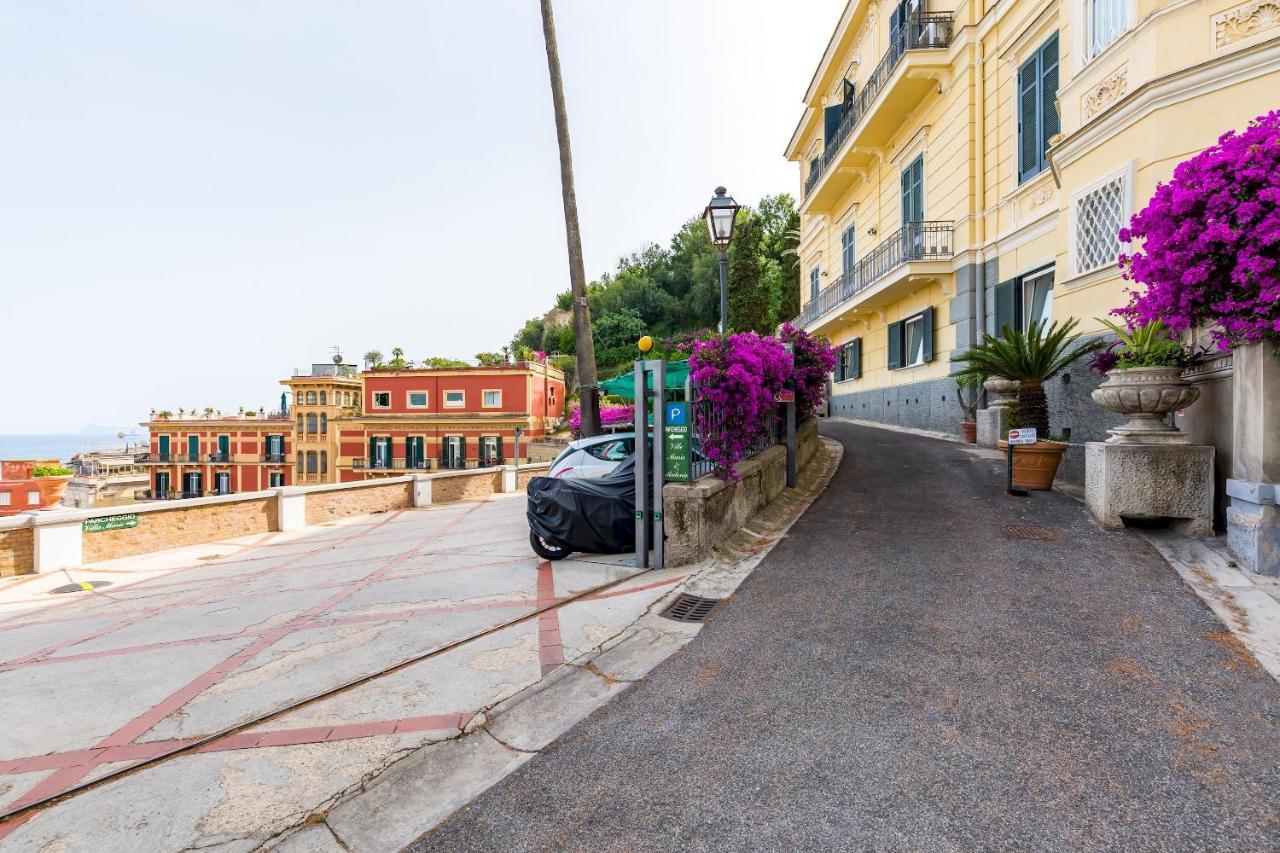 Villa Dolcevita With Parking By Napoliapartments Nápoles Exterior foto